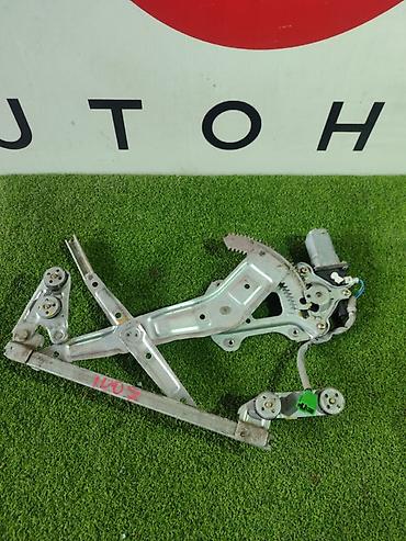 Стеклоподъемник Subaru Forester SG5 EJ 20 2 2004 (б/у)