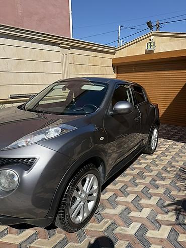 logan 2013: Nissan Juke: 1.6 l | 2013 il Krossover — 4