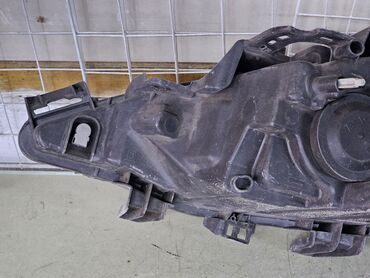 Передние фары: Передняя правая фара Peugeot 2008 г., Б/у, Оригинал, Германия — 15