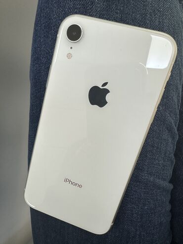 Apple iPhone: IPhone Xr, Скидка 10%, Б/у, 128 ГБ, Black Titanium, Защитное стекло, 81 %