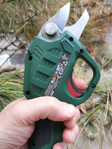 cetka za trimer: Battery powered, Used, Customer pickup