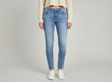 trampki na koturnie nike allegro: Jeansy damskie, rozmiar S