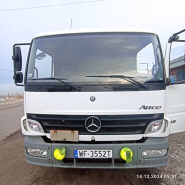 бутка машина: Mercedes-Benz : 2005 г., 4.3 л, Механика, Дизель, Фургон