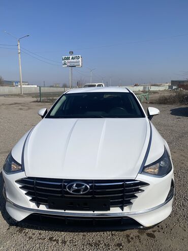 Hyundai: Hyundai Sonata: 2019 г., 2 л, Автомат, Газ, Седан