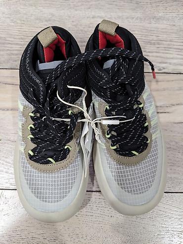 nike react: Новые детские кроссовки от Зара — 3