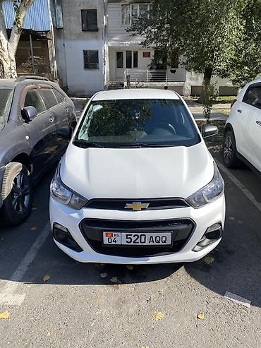 Chevrolet Spark: 2017 г., 1 л, Вариатор, Бензин, Хэтчбэк