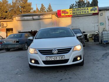 Volkswagen: Volkswagen Passat CC – ağ rəngli, zərif 4 qapılı kupe-sedan. Xarici — 23