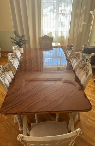 Yataq otağı dəstləri: Qonaq otağı üçün, İşlənmiş, Kvadrat masa, 6 stul