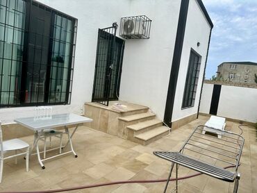 Uzunmüddətli kirayə evlər: 70 kv. m, 3 otaqlı, Kanalizasiya, İşıq, Qaz — 3