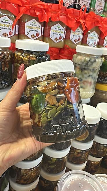 Мёд: Натуральный мёд в банках, несколько вкусов. Ассортимент: - Майский — 22