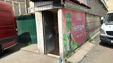 арендага магазин берилет бишкек: Продаю Магазин В жилом доме, 72 м², С санузлом, Цокольный этаж этаж