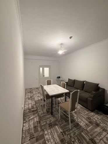 Долгосрочная аренда квартир: 3 комнаты, Собственник, С мебелью полностью — 4