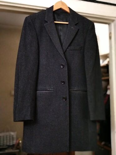 мужское пальто: Классическое мужское пальто-пиджак итальянского бренда Moretti. Почти