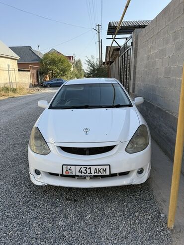 runx alex: Универсал Toyota Caldina 2003 года 2.0 об. белого цвета с правым