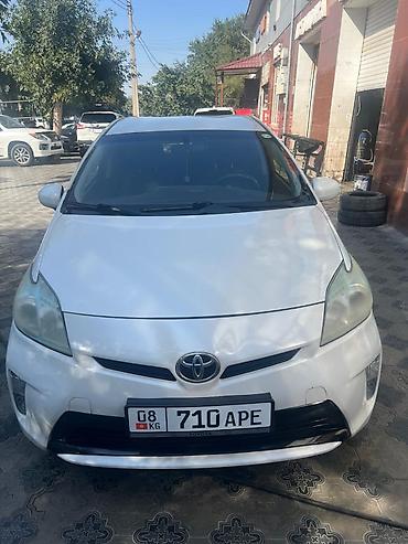 тойото приус: Toyota Prius: 2015 г., 1.8 л, Гибрид — 1