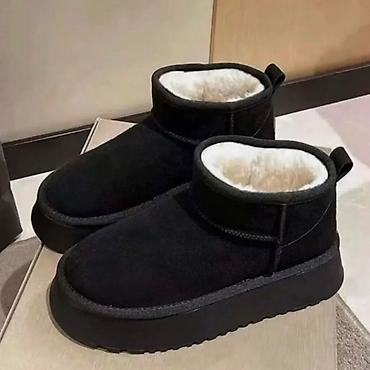 metro obuca trstenik: Ugg classic mini čizmice NOVO Novo Brojevi 36 do 41 fb Moja — 2