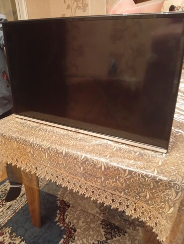 par utusu: Б/у Телевизор Artel LED экран 32" HD (1366x768), Самовывоз