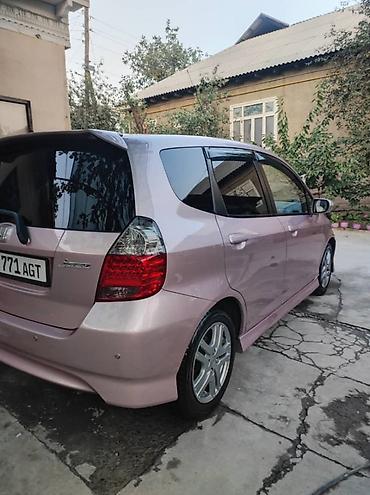 chevrolet aveo: Honda Fit: 2008 г., 1.4 л, Автомат, Бензин, Хэтчбэк — 5