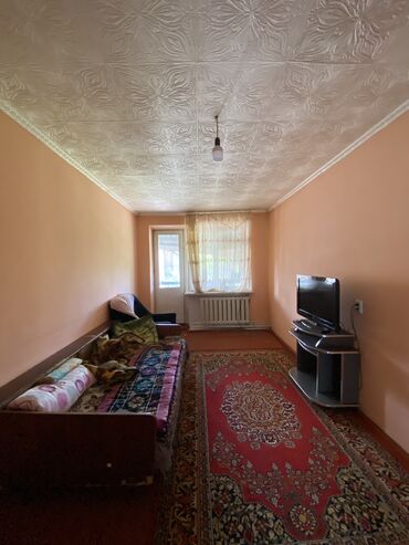 квартира токмок: 3 комнаты, 58 м², Хрущевка, 2 этаж, Старый ремонт
