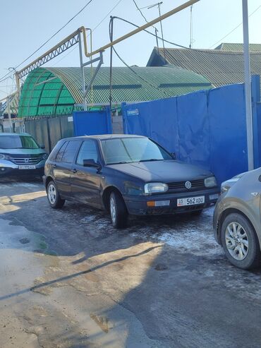 голф з: Volkswagen Golf: 1994 г., 1.8 л, Механика, Бензин, Седан