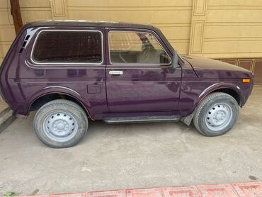 крыло на зил: ВАЗ (ЛАДА) 4x4 Нива: 2002 г., 1.7 л, Механика, Бензин, Внедорожник