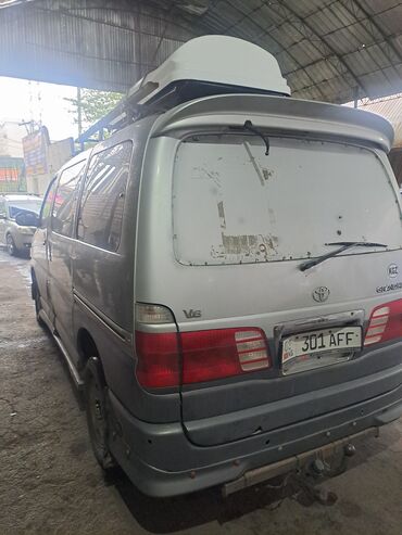 продаю тайота альфард: Toyota Granvia: 2001 г., Вэн/Минивэн