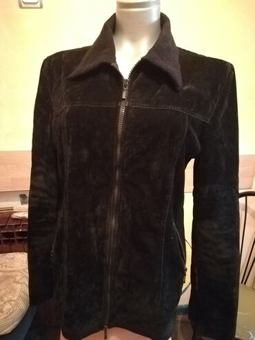 pletena jaknica: Jaknica za prolece br L crna, ima i braon ista, isti broj, ima