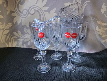 Čaše: Case nove za zestoko pice,pun rad. Case za pice izgledaju kao na lalafo.rs — 2 Čaše: Case nove za zestoko pice,pun rad. Case za pice izgledaju kao — 2