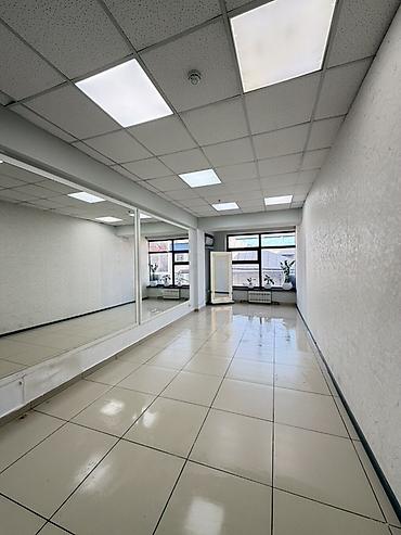 Аренда кабинетов в салонах красоты: Аренда кабинетов в салонах красоты, 30 м², Для бровиста, Для визажиста, Для лешмейкера — 9