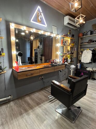 Salon masaları: Bərbər salon mebelləri satılır