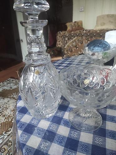 xrustal qrafin: Kristal dəst – qrafin və ayaqlı qab - Şəffaf, kəsimli kristaldan — 1