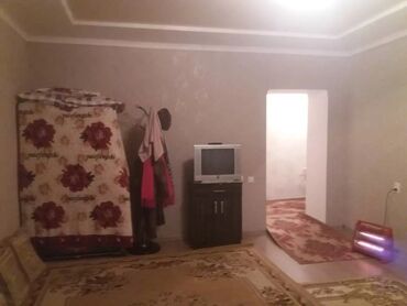 дом в нарыне: 1 комната, 40 м², Общежитие и гостиничного типа, 1 этаж, Евроремонт