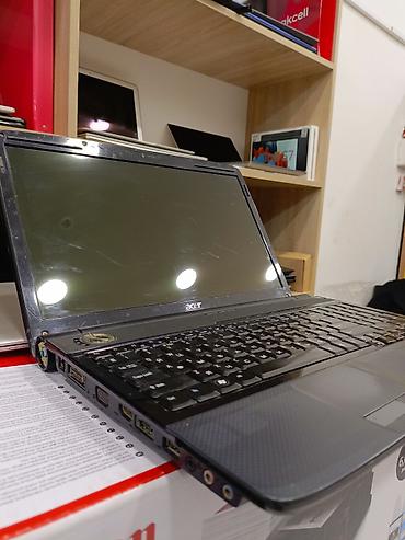 Acer: Acer noutbuk Xüsusiyyətlər: - Ekran: təxminən 15.6" (parlaq səth) - — 3