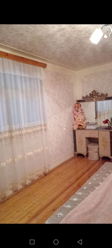 Köhnə tikili: Gəncə, 4 otaqlı, Köhnə tikili, 90 kv. m -da lalafo.az — 9 Köhnə tikili: Gəncə, 4 otaqlı, Köhnə tikili, 90 kv. m — 9