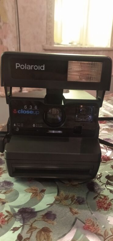 polaroid camera baku: Polaroıd fotoqraf ceken hec islenmeyib