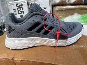 Кроссовки и спортивная обувь: Adidas, Nike в сером, синем и черном цвете, качество🔥