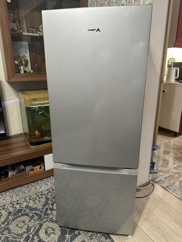 новый холодилник: Муздаткыч Avest, Колдонулган, Эки камералуу, No frost, 55 * 142 * 43