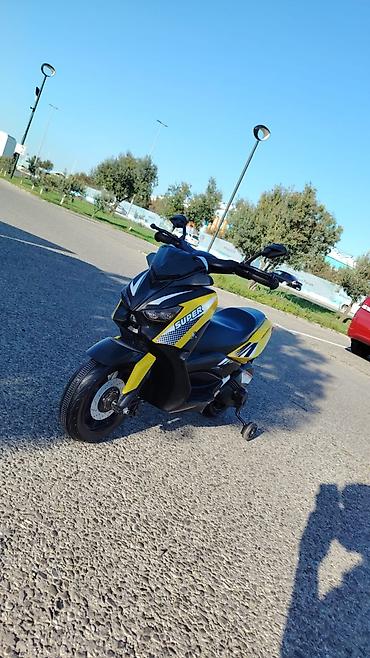 usag masini: Uşaq üçün elektrik skuter-motosiklet - Rəng: sarı/qara idman dizaynı — 3