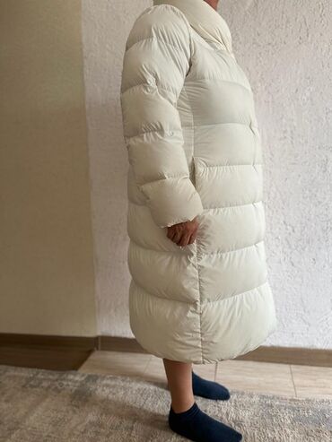 женская зимняя теплая куртка: Пуховик