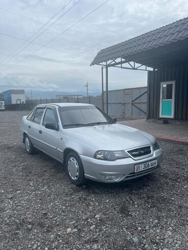 Daewoo Nexia: 2011 г., 1.6 л, Механика, Газ