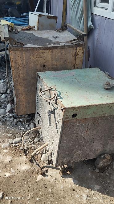 Сварочные аппараты: Сварочные выпрямители/аппараты промышленного типа Срочно за обе 30000 — 2