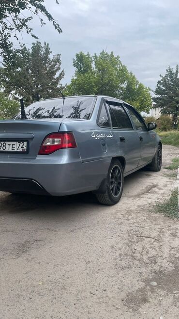 1 9дизел: Daewoo Nexia: 2010 г., 1.5 л, Механика, Бензин, Седан