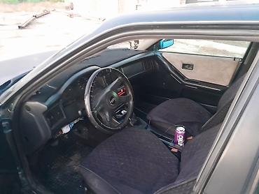 Audi: Audi 80: 1992 г., 2 л, Механика, Бензин, Седан — 4