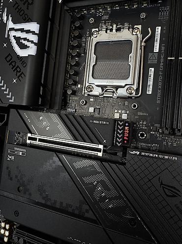 Материнские платы: Материнская плата — 4