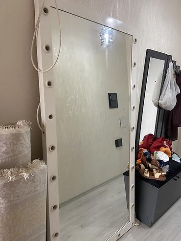 işıqlı güzgü: Güzgü Döşəmə üstü, Düzbucaqlı, Makiyaj üçün, Arxa işıqlı — 4