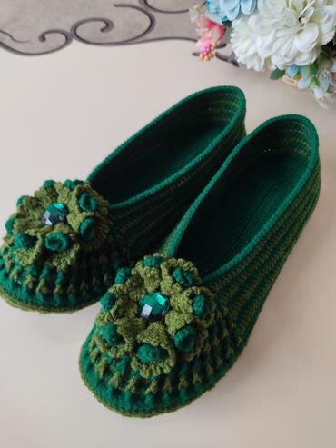 мужской зимний обувь: Домашние тапочки 38, цвет - Зеленый