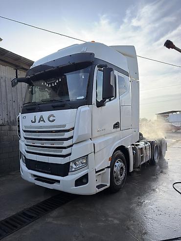 JAC: Сүйрөгүч, JAC, 2021 г., Тенттелген — 3