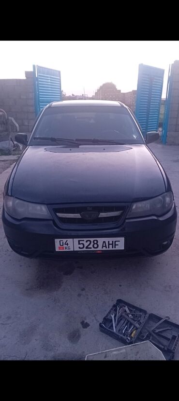 Daewoo: Daewoo Nexia: 2010 г., 1.5 л, Механика, Бензин, Седан