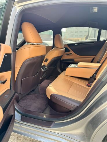 Lexus: Lexus ES: 2021 г., 2.5 л, Гибрид — 13