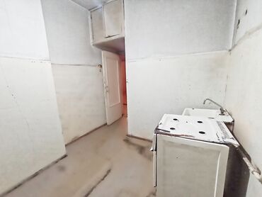 требуются скотник: 2 комнаты, 48 м², 105 серия, 3 этаж, Старый ремонт